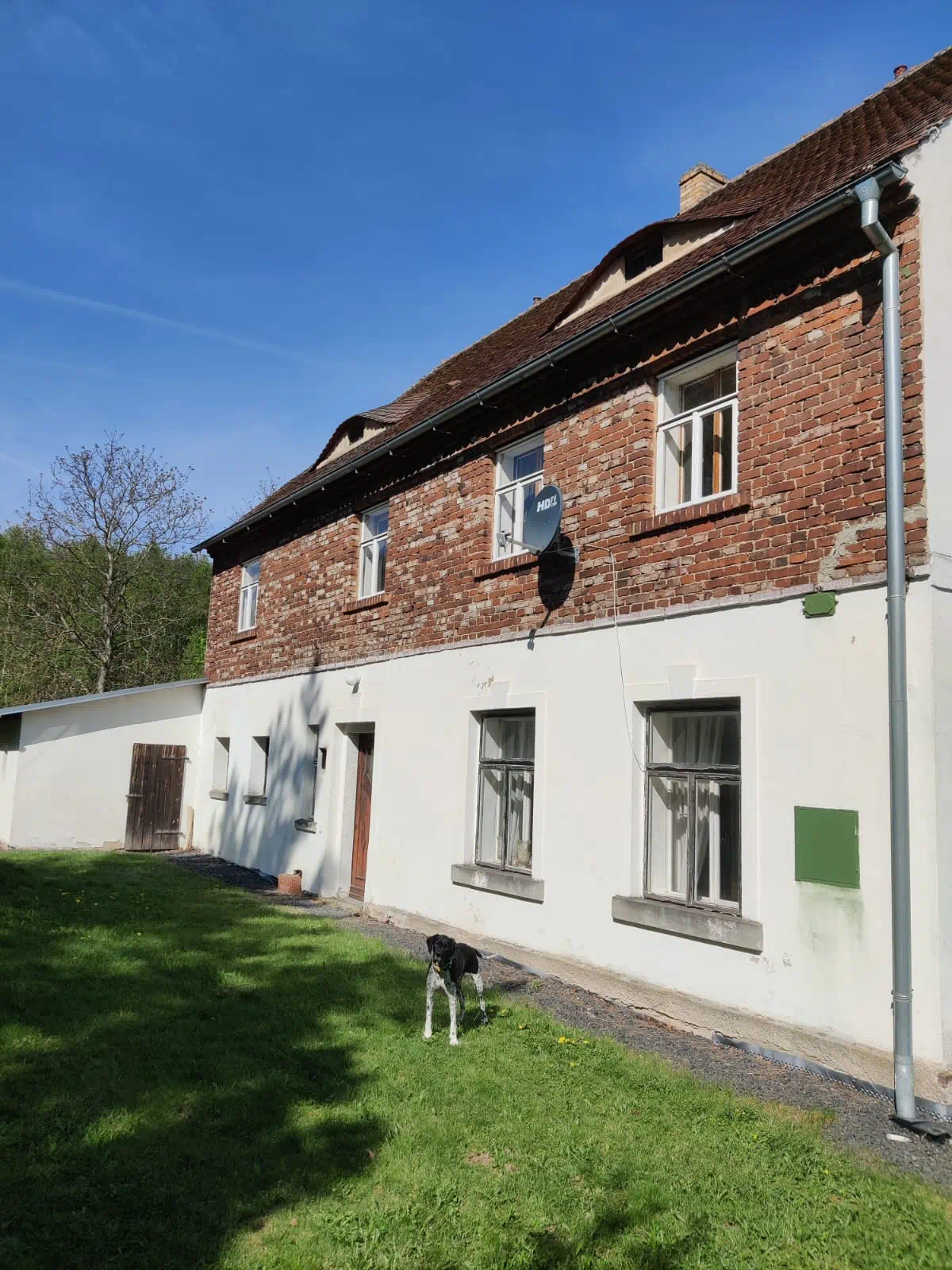 Luxe, grote villa (8-persoons) met ruime tuin, vrij uitzicht, nabij IJzergebergte en Reuzengebergte